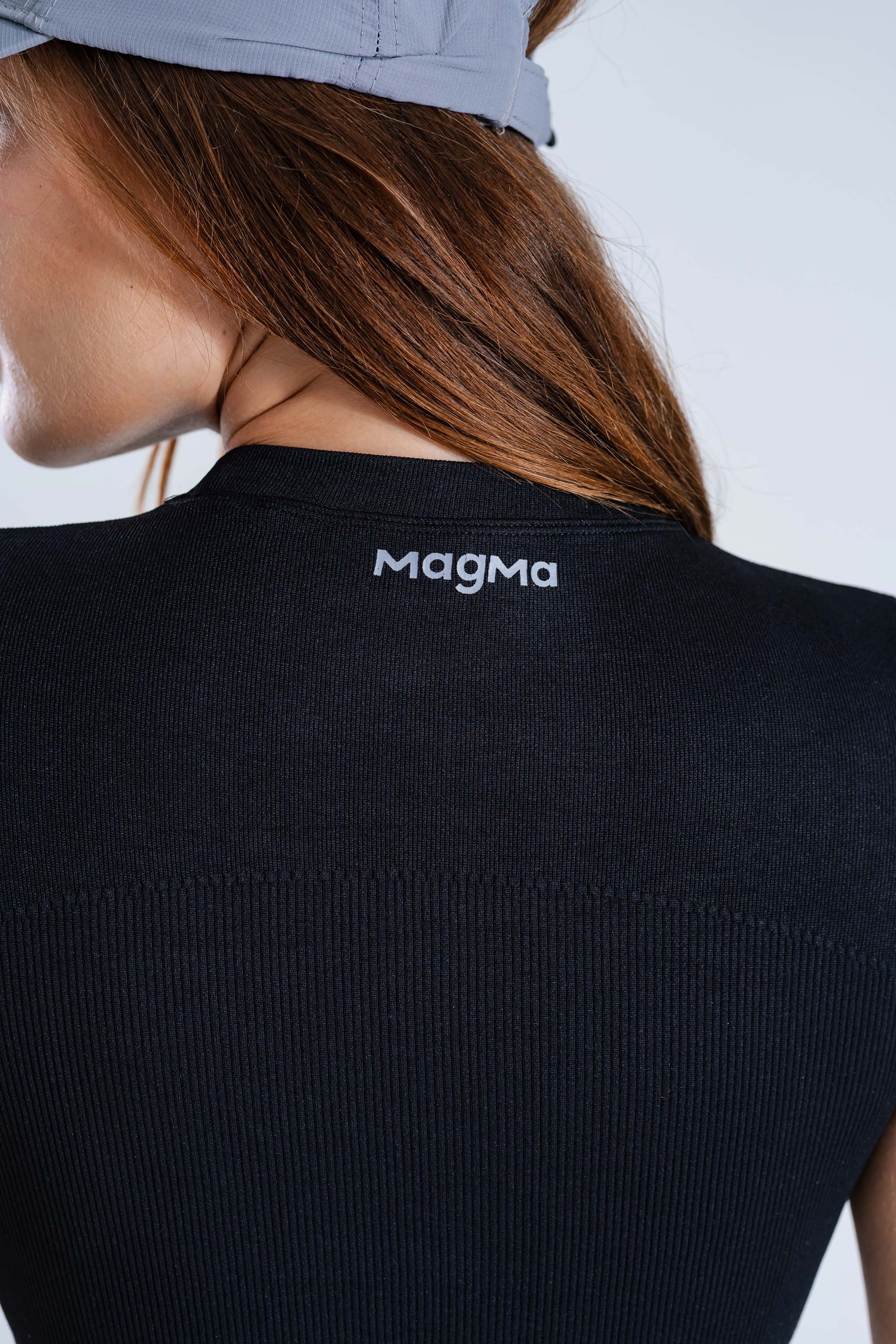 بلوزة قصيرة بدون درزات من AuraFit