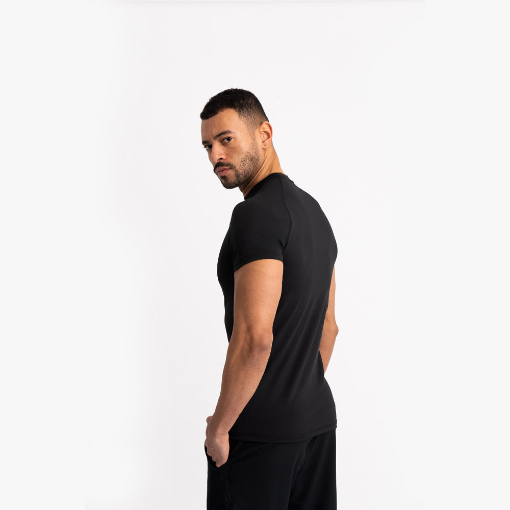 PERFORMANCE COMPRESSION TEE