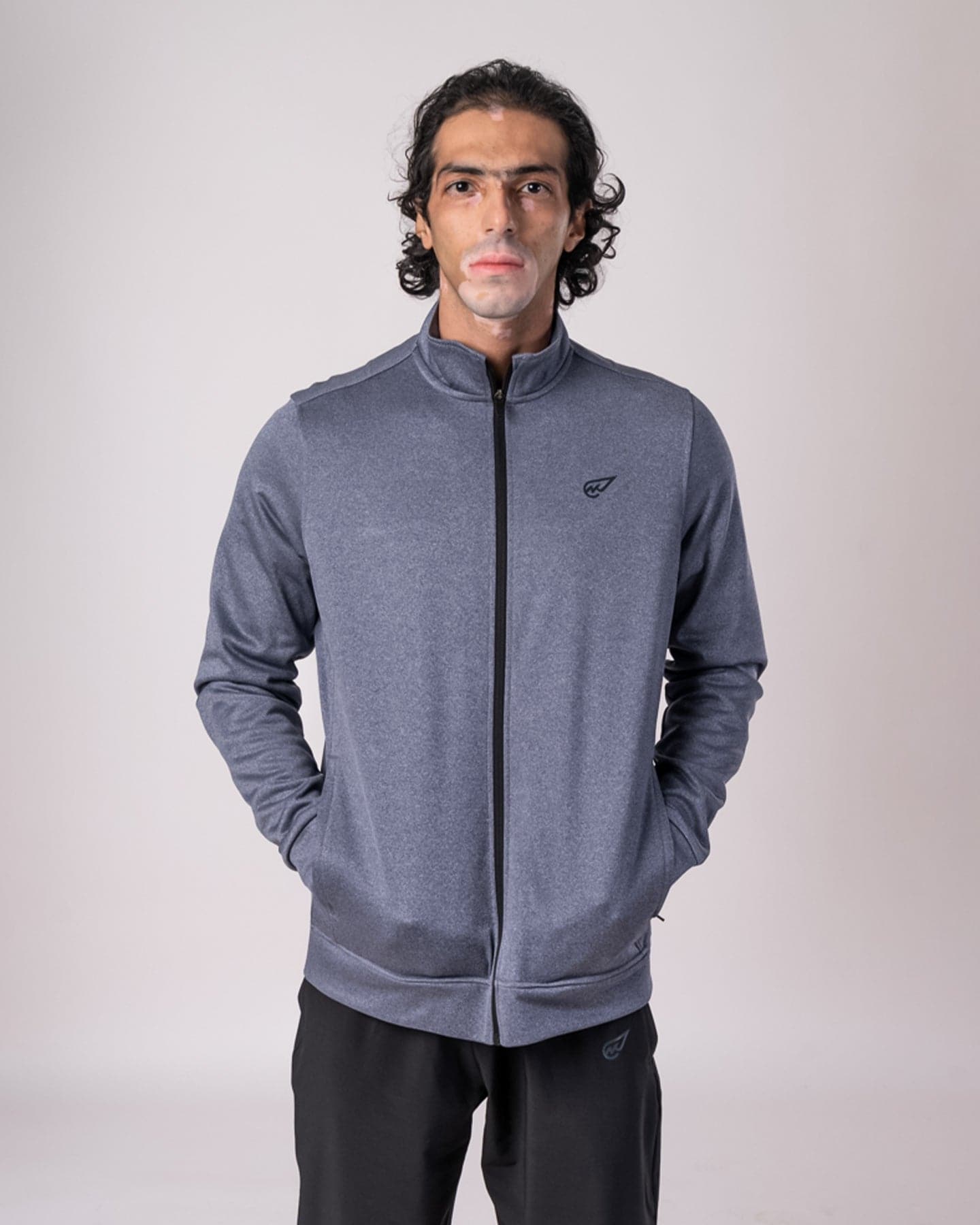 قميص كلاسيكي بسحّاب