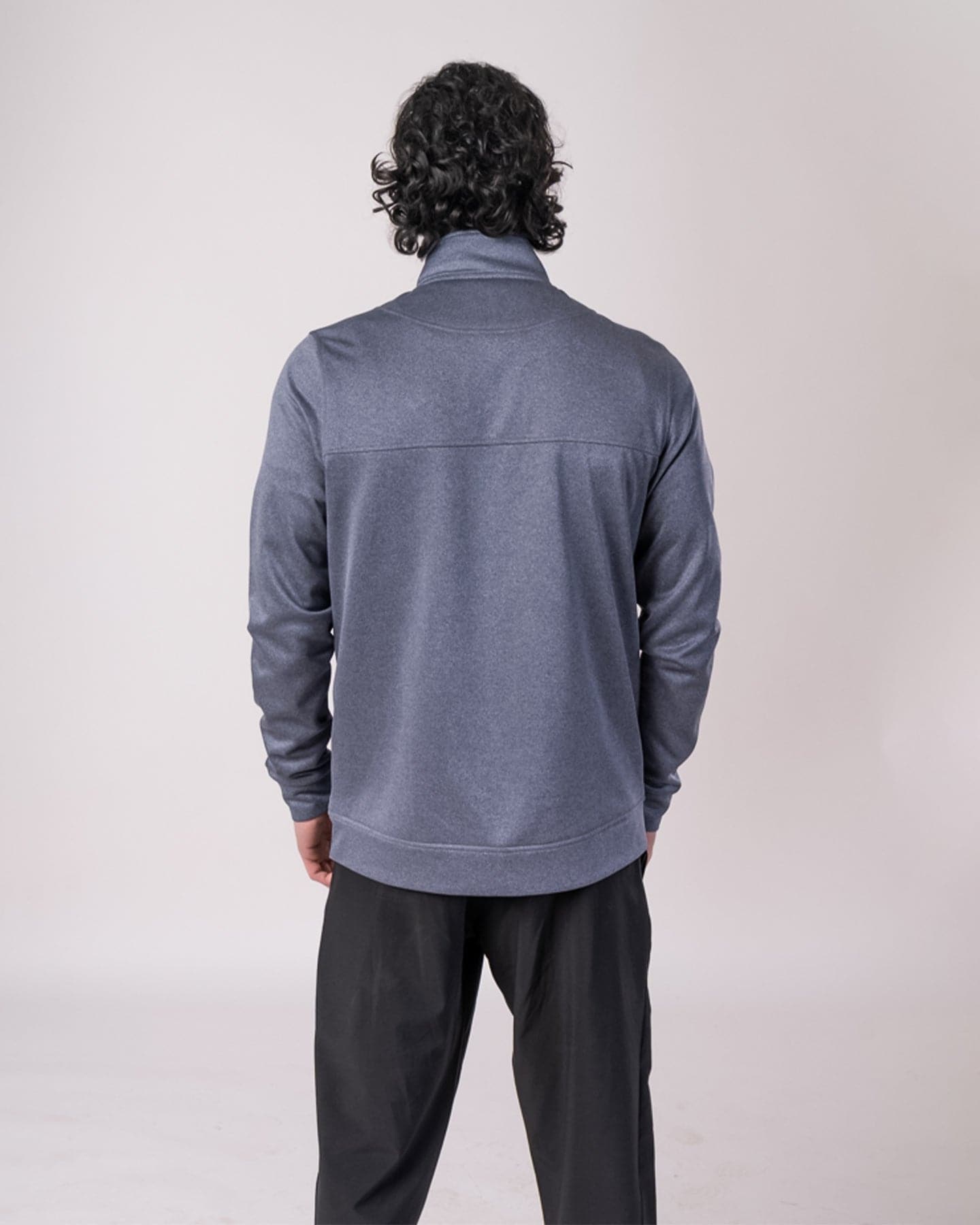 قميص كلاسيكي بسحّاب