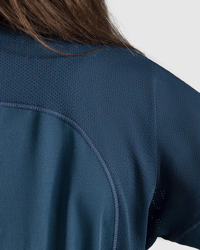 تي شيرت Sculpt Mesh