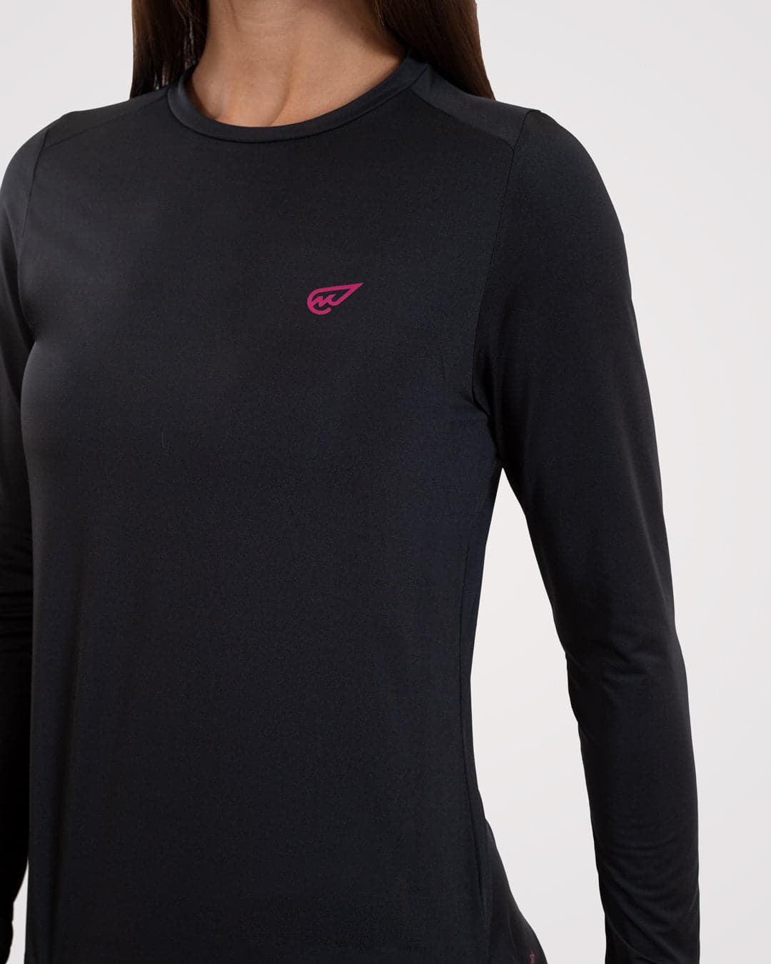 Endure Essentials بأكمام طويلة