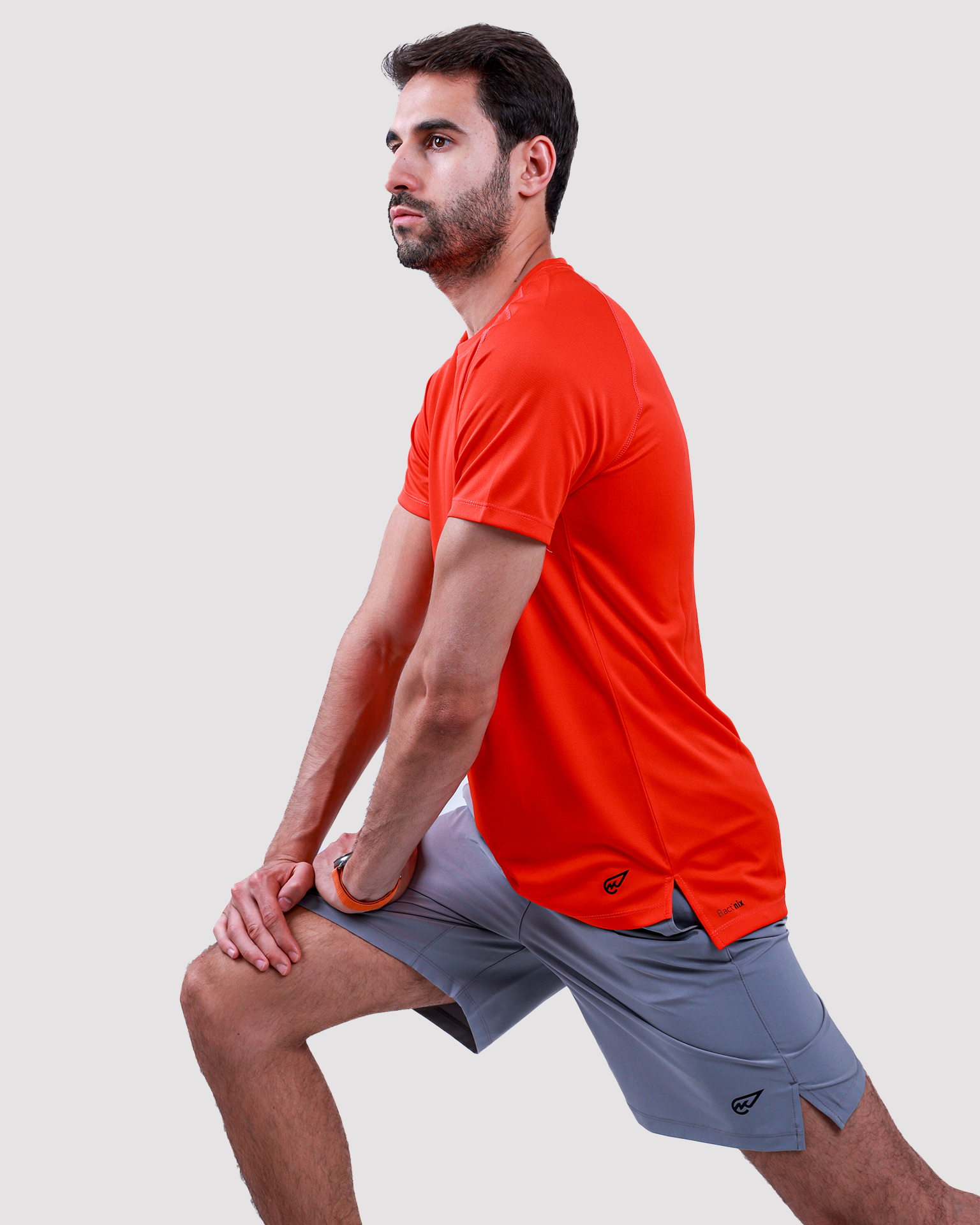 تي شيرت تدريب بمقاس عادي