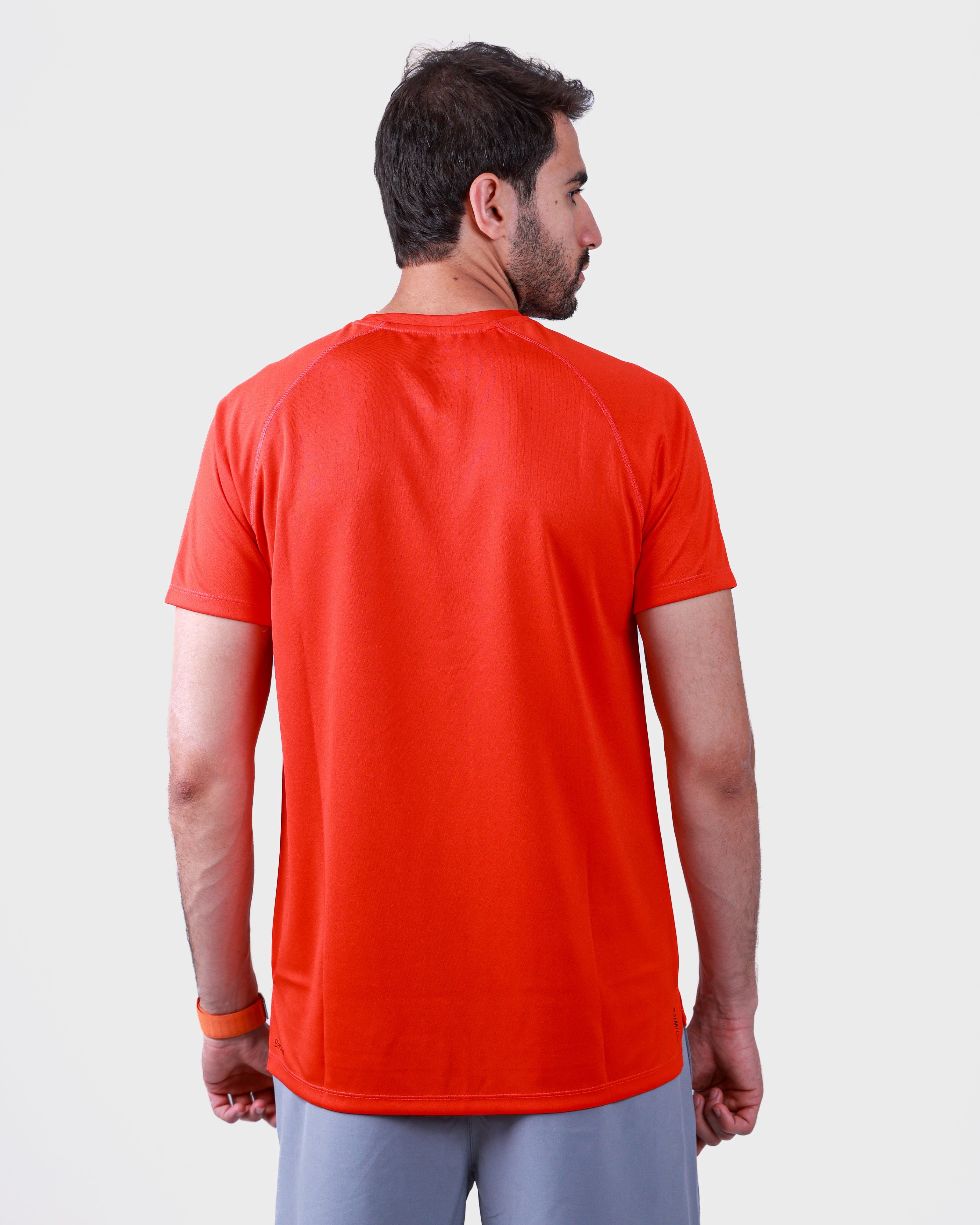 تي شيرت تدريب بمقاس عادي