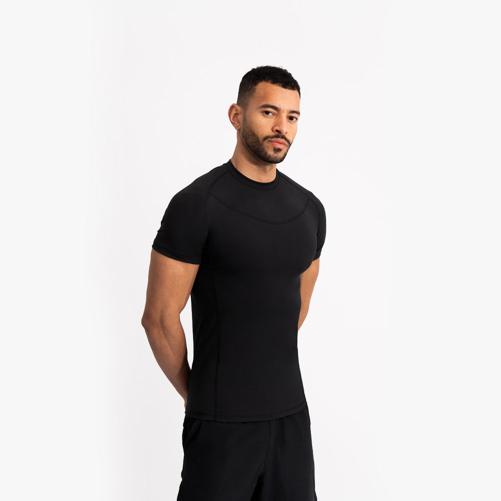 PERFORMANCE COMPRESSION TEE